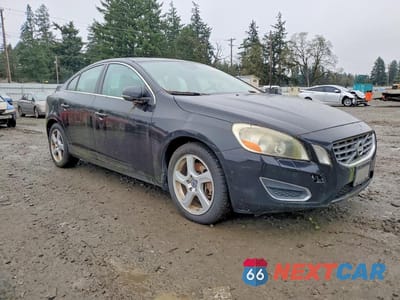 Czwarte zdjęcie samochodu z boku: 2013 VOLVO S60 T5 VIN:YV1612FH2D2186922 - miniatura