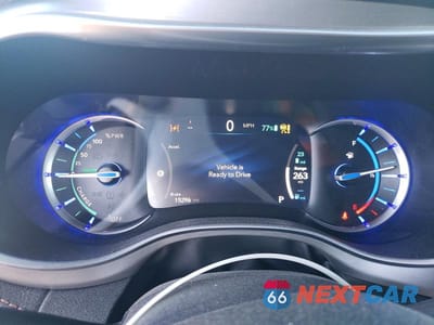 Zdjęcie 9 z 13 samochodu: 2025 CHRYSLER PACIFICA HYBRID PINNACLE VIN:2C4RC1N74SR574202 - miniatura