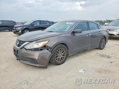2017 NISSAN ALTIMA 2.5 1N4AL3AP1HN317220 - główne zdjęcie licytacji z USA - miniatura