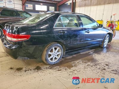 Trzecie zdjęcie samochodu z tyłu: 2004 HONDA ACCORD EX VIN:1HGCM66594A045236 - miniatura
