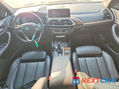 Zdjęcie 8 z 13 samochodu: 2019 BMW X3 SDRIVE30I VIN:5UXTR7C5XKLE97662 - miniatura