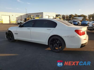 Drugie zdjęcie samochodu z przodu: 2011 BMW 740 LI VIN:WBAKB4C55BC574545 - miniatura