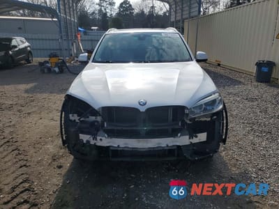 Piąte zdjęcie samochodu w środku: 2015 BMW X5 XDRIVE35D VIN:5UXKS4C50F0N09868 - miniatura