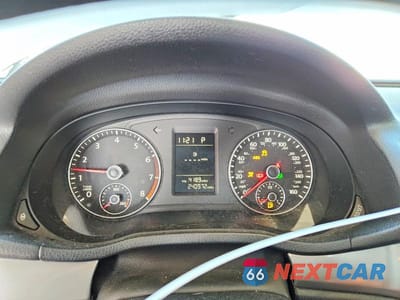 Zdjęcie 9 z 13 samochodu: 2012 VOLKSWAGEN PASSAT S VIN:1VWAH7A31CC028534 - miniatura