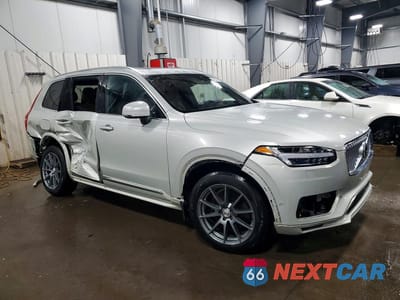 Czwarte zdjęcie samochodu z boku: 2022 VOLVO XC90 T6 INSCRIPTION VIN:YV4A22PL0N1871439 - miniatura