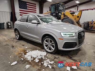 Czwarte zdjęcie samochodu z boku: 2016 AUDI Q3 PRESTIGE VIN:WA1GFCFS7GR001007 - miniatura