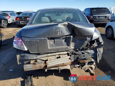 Zdjęcie 6 z 13 samochodu: 2009 HONDA ACCORD LXP VIN:1HGCP26459A035916 - miniatura