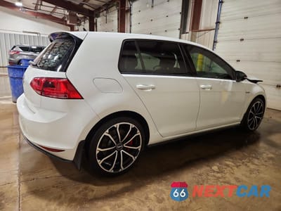 Trzecie zdjęcie samochodu z tyłu: 2017 VOLKSWAGEN GTI S VIN:3VW447AU1HM053876 - miniatura