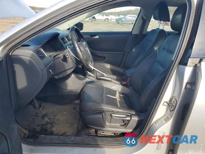 Zdjęcie 7 z 11 samochodu: 2011 VOLKSWAGEN JETTA SE VIN:3VWDZ7AJ5BM036934 - miniatura