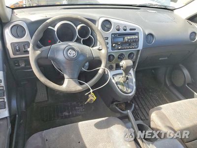 Zdjęcie 8 z 12 samochodu: 2004 TOYOTA MATRIX BASE VIN:2T1KR32E54C205382 - miniatura