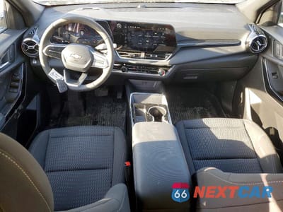 Zdjęcie 8 z 12 samochodu: 2025 CHEVROLET EQUINOX LT VIN:3GNAXHEG1SL300874 - miniatura