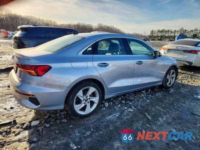 Trzecie zdjęcie samochodu z tyłu: 2023 AUDI A3 PREMIUM VIN:WAUAUDGY9PA044365 - miniatura