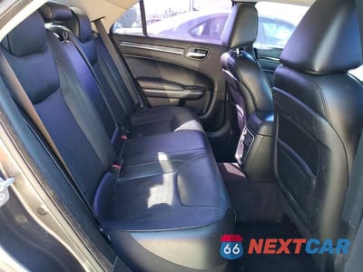 Zdjęcie 10 z 11 samochodu: 2018 CHRYSLER 300 LIMITED VIN:2C3CCAEG9JH261855 - miniatura