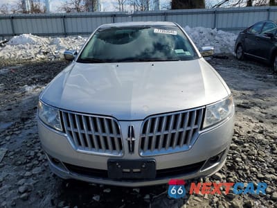 Piąte zdjęcie samochodu w środku: 2011 LINCOLN MKZ VIN:3LNHL2JC5BR767050 - miniatura