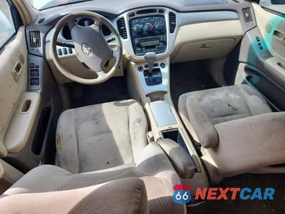 Zdjęcie 8 z 12 samochodu: 2004 TOYOTA HIGHLANDER BASE VIN:JTEGD21A240104366 - miniatura