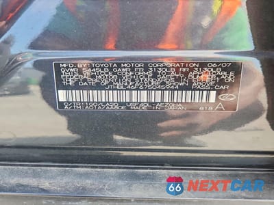 Zdjęcie 12 z 13 samochodu: 2007 LEXUS LS VIN:JTHBL46F675045944 - miniatura