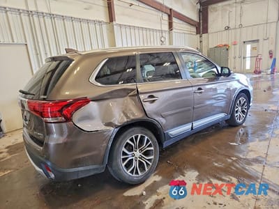 Trzecie zdjęcie samochodu z tyłu: 2017 MITSUBISHI OUTLANDER GT VIN:JA4JZ4AX5HZ039827 - miniatura