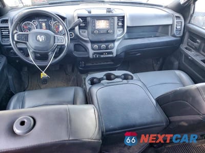 Zdjęcie 8 z 12 samochodu: 2024 RAM 2500 TRADESMAN VIN:3C6UR5HL1RG193357 - miniatura
