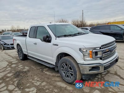 Czwarte zdjęcie samochodu z boku: 2018 FORD F150 SUPER CAB VIN:1FTEX1EB8JKC97705 - miniatura