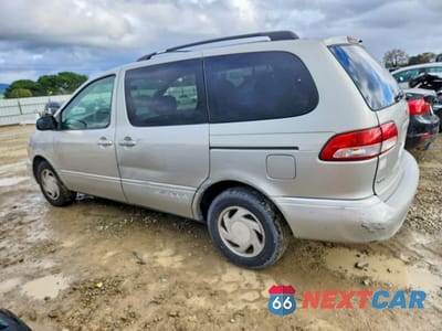 Drugie zdjęcie samochodu z przodu: 2003 TOYOTA SIENNA VIN:4T3ZF13CX3U545558 - miniatura