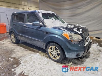 Czwarte zdjęcie samochodu z boku: 2011 KIA SOUL + VIN:KNDJT2A27B7218468 - miniatura