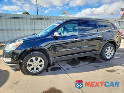 2010 CHEVROLET TRAVERSE LT 1GNLVFED2AS122627 - główne zdjęcie licytacji z USA - miniatura