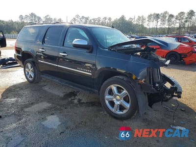 Czwarte zdjęcie samochodu z boku: 2012 CHEVROLET SUBURBAN K1500 LTZ VIN:1GNSKKE74CR302287 - miniatura