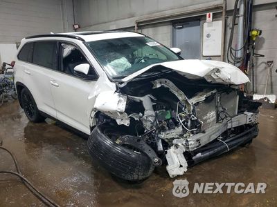 Czwarte zdjęcie samochodu z boku: 2019 TOYOTA HIGHLANDER SE VIN:5TDJZRFHXKS603663 - miniatura