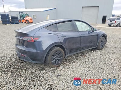 Trzecie zdjęcie samochodu z tyłu: 2024 TESLA MODEL Y VIN:7SAYGDEE8RA231172 - miniatura
