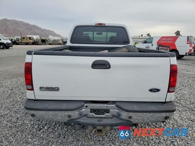 Zdjęcie 6 z 12 samochodu: 2006 FORD F350 SUPER DUTY VIN:1FTWW33PX6EA45915 - miniatura