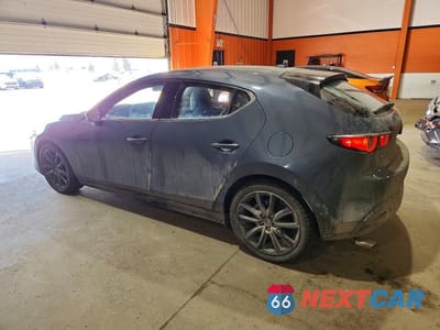Drugie zdjęcie samochodu z przodu: 2020 MAZDA 3 PREFERRED VIN:JM1BPAMM1L1166582 - miniatura