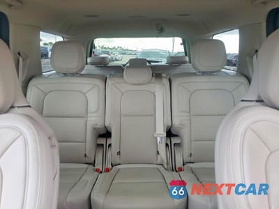 Zdjęcie 10 z 13 samochodu: 2021 LINCOLN NAVIGATOR RESERVE VIN:5LMJJ2LT3MEL05755 - miniatura