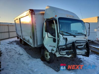 Czwarte zdjęcie samochodu z boku: 2022 ISUZU NPR HD BOX TRUCK VIN:54DC4W1D9NS202896 - miniatura