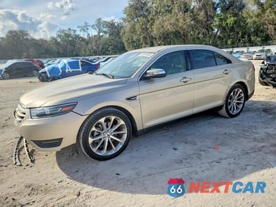 2018 FORD TAURUS LIMITED 1FAHP2F85JG105218 - główne zdjęcie licytacji z USA - miniatura