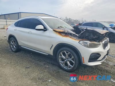 Czwarte zdjęcie samochodu z boku: 2020 BMW X4 XDRIVE30I VIN:5UX2V1C09L9B97649 - miniatura