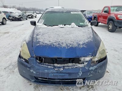 Piąte zdjęcie samochodu w środku: 2005 HONDA ACCORD DX VIN:1HGCM56105A136372 - miniatura