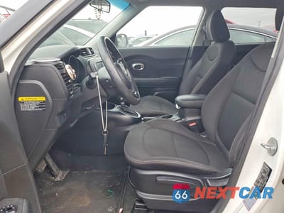 Zdjęcie 7 z 11 samochodu: 2016 KIA SOUL VIN:KNDJN2A2XG7237808 - miniatura