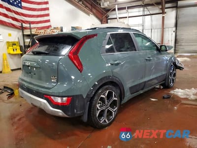 Trzecie zdjęcie samochodu z tyłu: 2025 KIA NIRO EX VIN:KNDCR3LE9S5260902 - miniatura