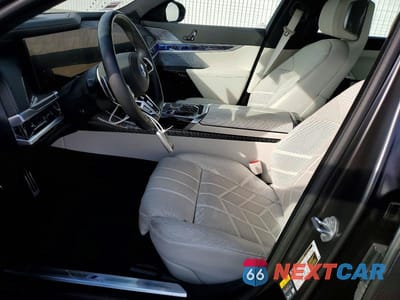 Zdjęcie 7 z 11 samochodu: 2024 BMW I7 EDRIVE50 VIN:WBY43EJ07RCT04425 - miniatura