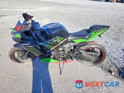 Trzecie zdjęcie samochodu z tyłu: 2020 KAWASAKI ZX636 K VIN:JKBZXJH19LA005899 - miniatura