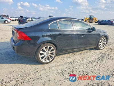 Trzecie zdjęcie samochodu z tyłu: 2016 VOLVO S60 PREMIER VIN:YV126MFK3G2402935 - miniatura