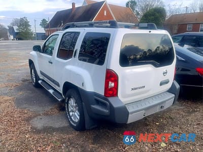 Trzecie zdjęcie samochodu z tyłu: 2015 NISSAN XTERRA S VIN:5N1AN0NWXFN660640 - miniatura