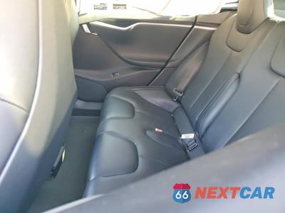 Zdjęcie 10 z 12 samochodu: 2016 TESLA MODEL S VIN:5YJSA1E47GF161271 - miniatura