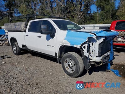 Czwarte zdjęcie samochodu z boku: 2024 CHEVROLET SILVERADO C2500 HD * PRIOR FLEET * VIN:1GC4WLE74RF260547 - miniatura