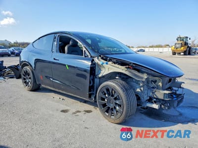 Czwarte zdjęcie samochodu z boku: 2021 TESLA MODEL Y VIN:5YJYGDEE0MF067991 - miniatura