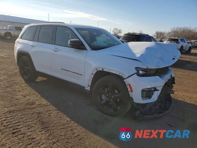 Czwarte zdjęcie samochodu z boku: 2025 JEEP GRAND CHEROKEE LIMITED VIN:1C4RJHBG1SC336674 - miniatura