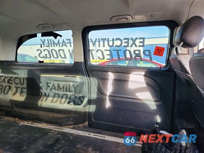 Zdjęcie 11 z 12 samochodu: 2018 MERCEDES-BENZ METRIS VIN:WD4PG2EE1J3396455 - miniatura