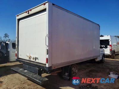 Trzecie zdjęcie samochodu z tyłu: 2017 CHEVROLET EXPRESS G3500 BOX TRUCK VIN:1HA3GTCG0HN009424 - miniatura