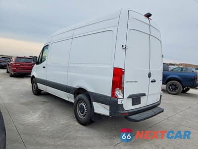 Drugie zdjęcie samochodu z przodu: 2024 MERCEDES BENZ SPRINTER 2500 2500 2WD TDSL CARGO STANDARD ROOF VIN:W1Y4NBHY9RT161379 - miniatura