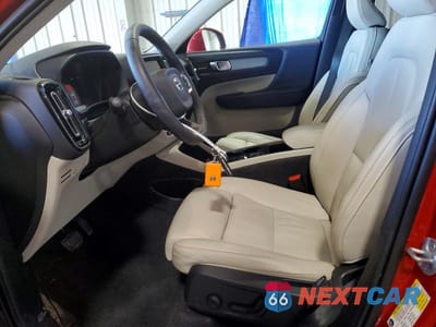Zdjęcie 7 z 12 samochodu: 2024 VOLVO XC40 PLUS VIN:YV4L12UE3R2214037 - miniatura